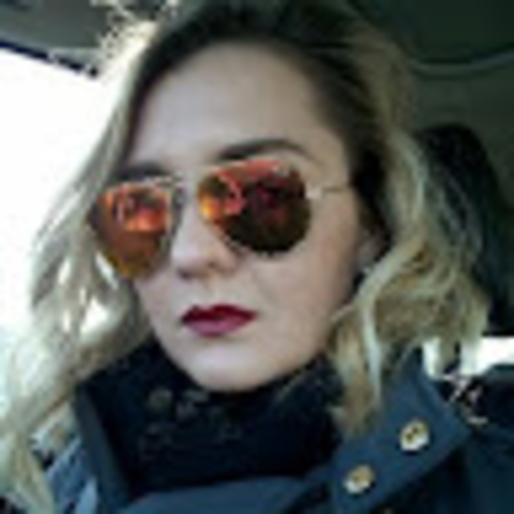 Meet your Posher, Julita
